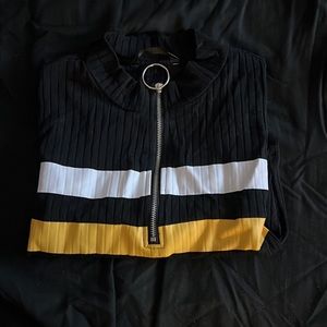 🌻 Collar Crop Top 🌻